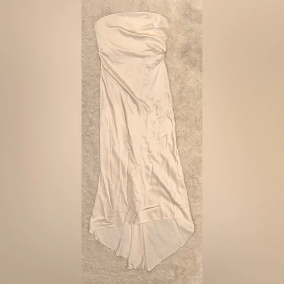 NWOT Significant Other Lucile Strapless Satin Gown with Train Sz 12 bone white
